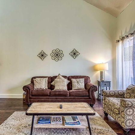 Gatlinburg Mountain Townhome With Pool Access! Dış mekan fotoğraf