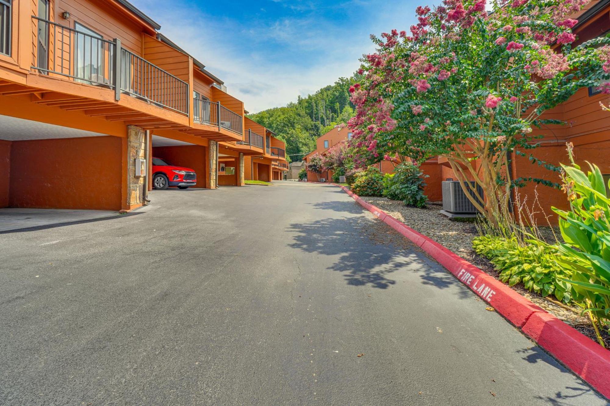 Gatlinburg Mountain Townhome With Pool Access! Dış mekan fotoğraf