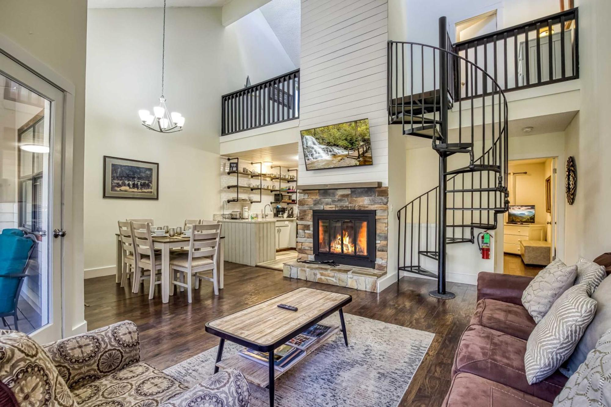 Gatlinburg Mountain Townhome With Pool Access! Dış mekan fotoğraf